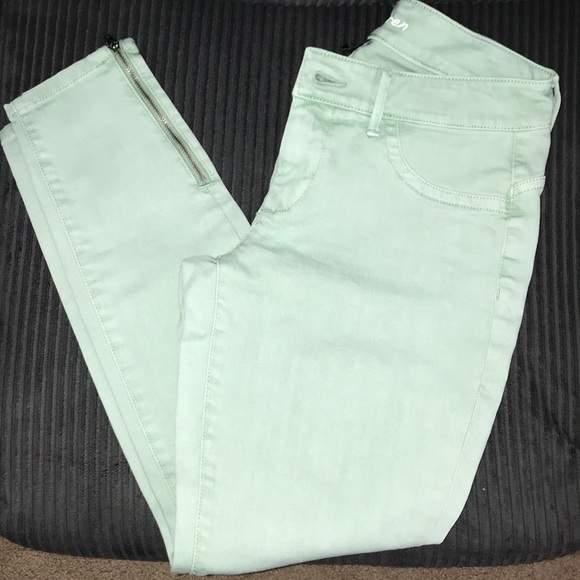 Victoria's Secret Denim - Victoria’s Secret Mint Jeans! Size 8!